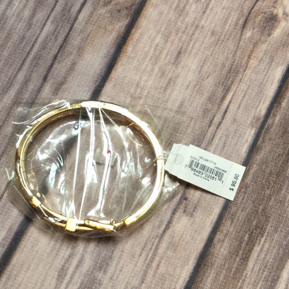 Michael Kors Jewelry - NWT Michael Kors bracelet